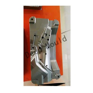 Mercedes-Benz autojen multaa